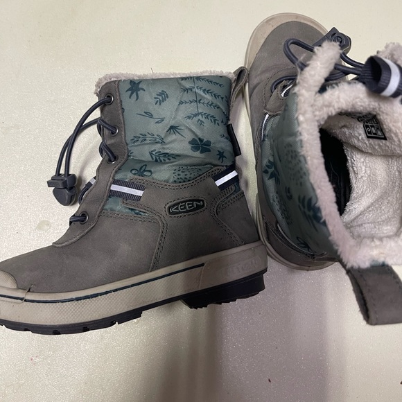 Keen Kelsa Little Kids Waterproof Boots size 9 GUC Magnet/Chinois Green - Picture 5 of 8